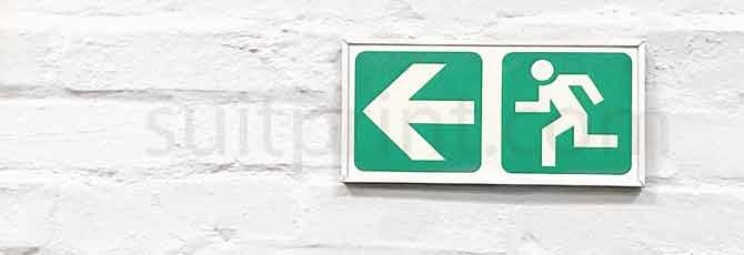 señal ruta de evacuación